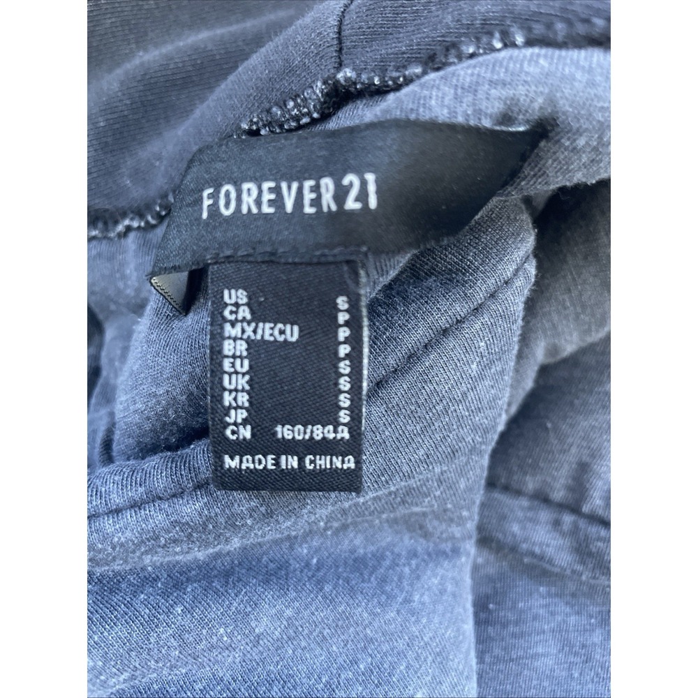 Forever 21 NWOT‎ Gray Quilted Blanket Coat With Pockets Shaw Collar size small - Picture 6 of 7